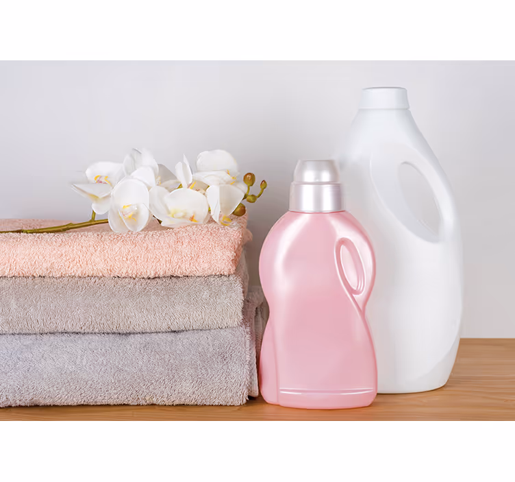 Tapisserie salle de bain disposition des serviettes douces - TenStickers