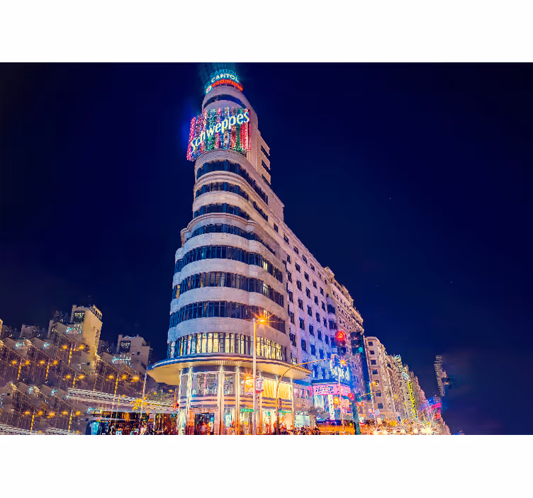Tapisserie madrid ciel nocturne de madrid - TenStickers