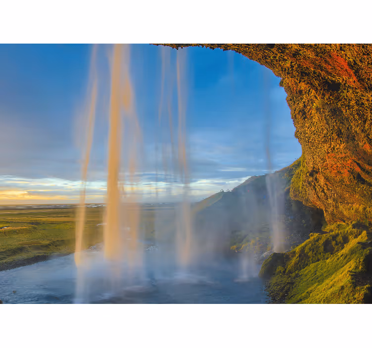 Tapisserie montagne vue majestueuse de cascade - TenStickers