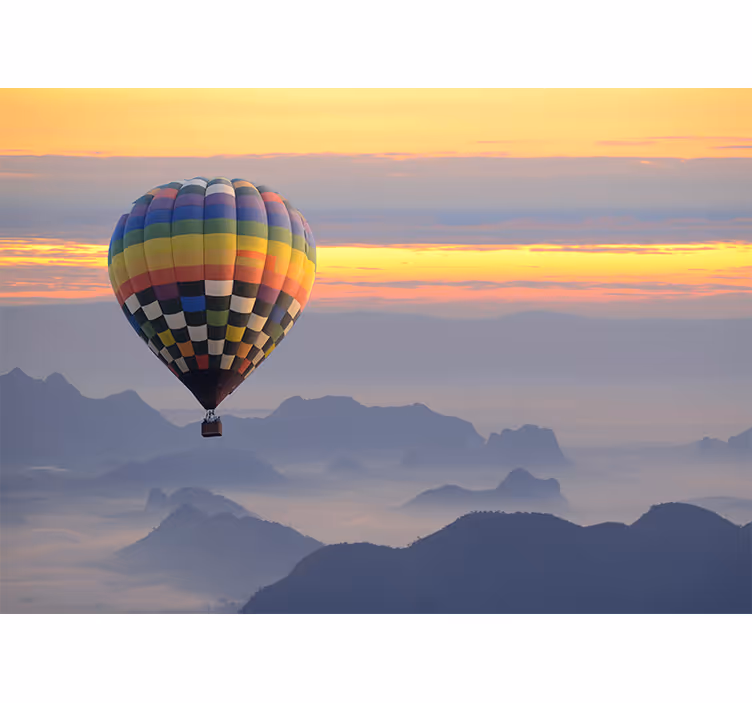 Tapisserie véhicule aventure en montgolfière - TenStickers