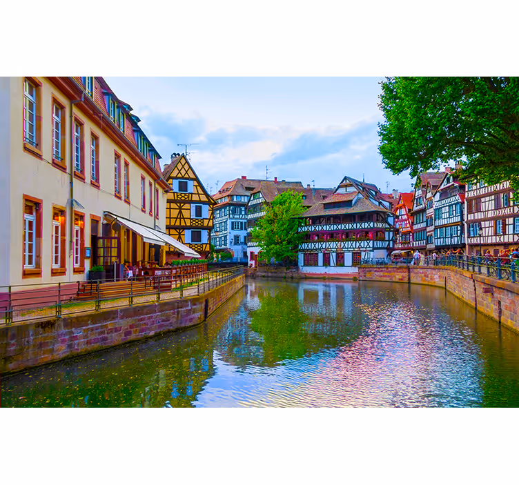 Tapisserie murale Alsace France - TenStickers