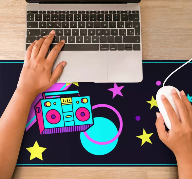 Tapis de souris gamer boombox rétro galaxie - TenStickers