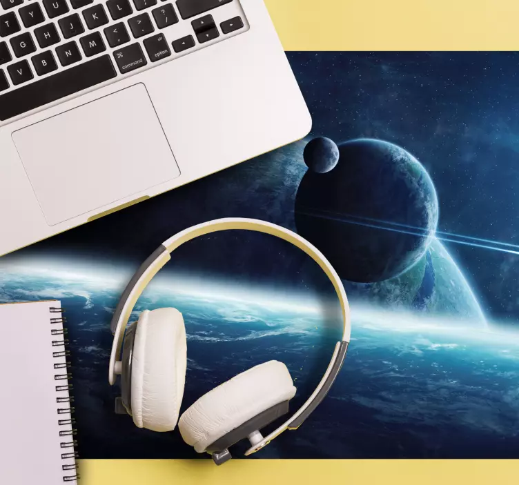 Tapis de souris gamer paysage orbital céleste - TenStickers