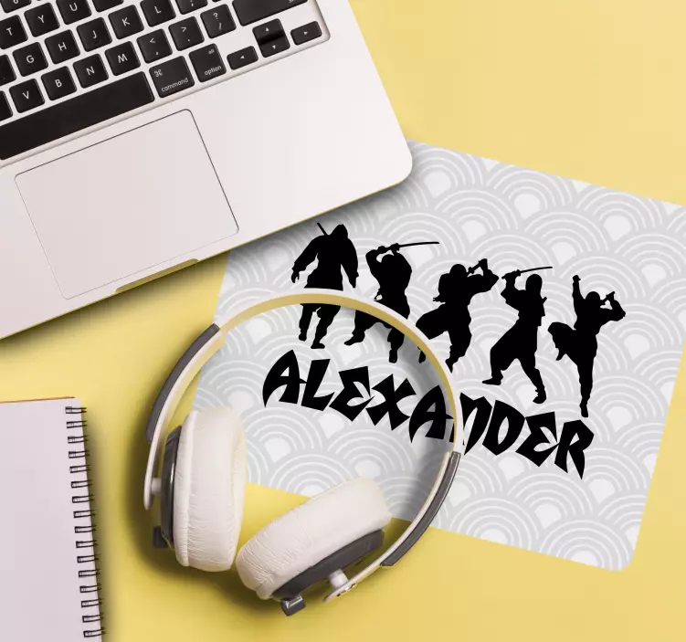 Tapis de souris gamer silhouettes de ninjas - TenStickers