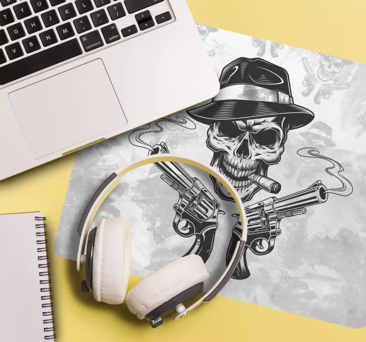 Tapis de souris gamer tête de mort avec armes - TenStickers