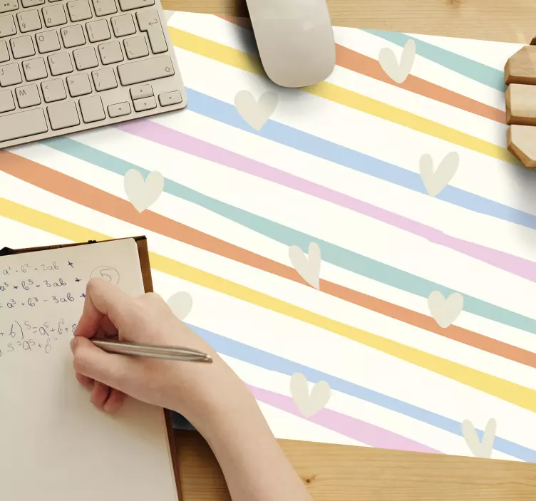 Tapis de souris motif rayures de cœurs colorés - TenStickers