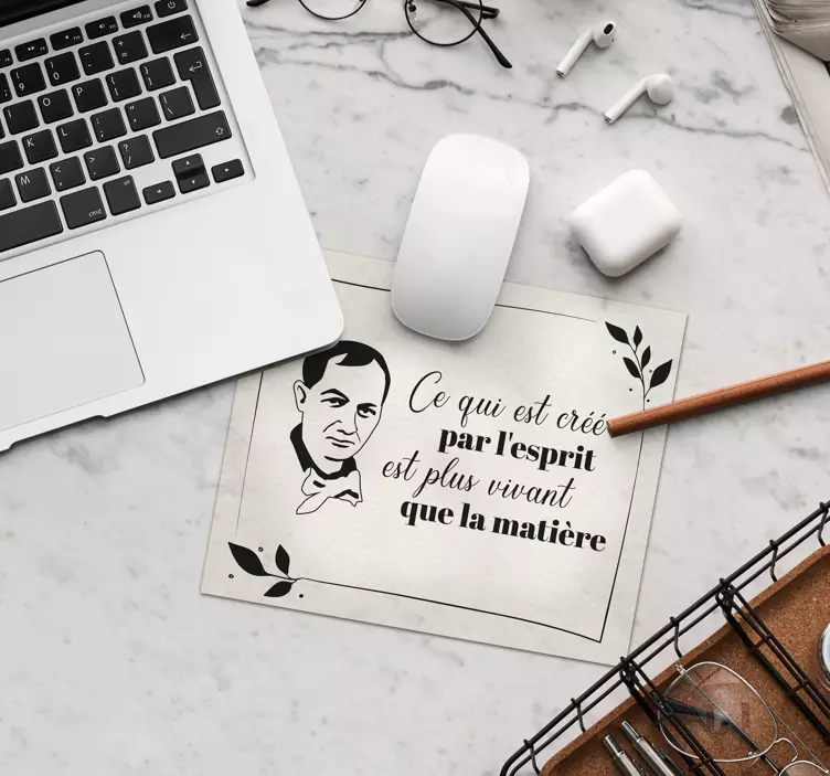 Tapis de souris Silhouette, citation Baudelaire - TenStickers