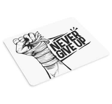 Tapis de souris citation poing tenant un bandage - TenStickers