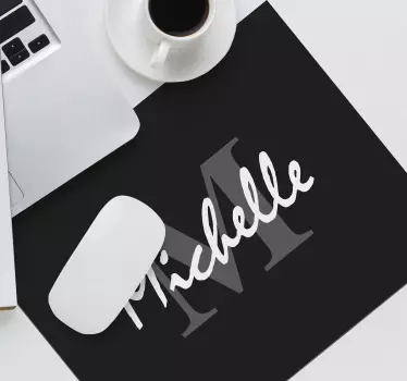 tapis de souris avec nom Initiale noire personnalisée - TenStickers