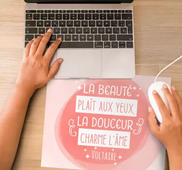 Tapis de souris citation voltaire dicton d'amour - TenStickers