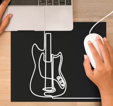 Tapis de souris gamer contour de guitare stylé - TenStickers