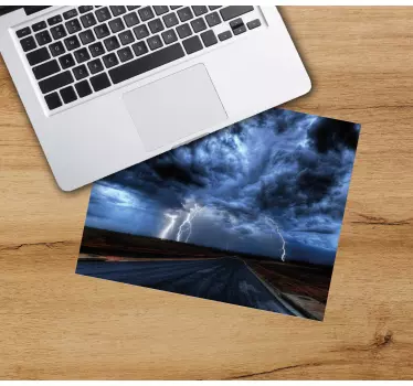 Tapis de souris gamer scène de route orageuse - TenStickers