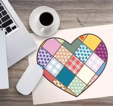 Tapis de souris motif patchwork en cœur - TenStickers