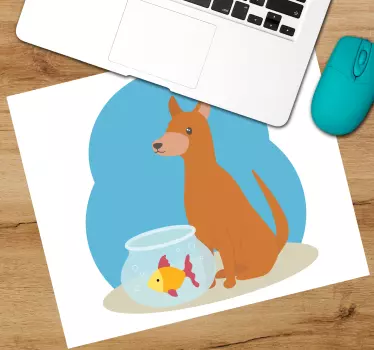 Tapis de souris original chien joueur regardant des poissons - TenStickers