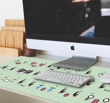 Tapis de souris original visages avec expressions - TenStickers