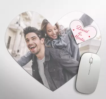 Tapis de souris personnalisé nom Saint-Valentin - TenStickers