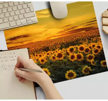 tapis de souris style original Champ de tournesol - TenStickers