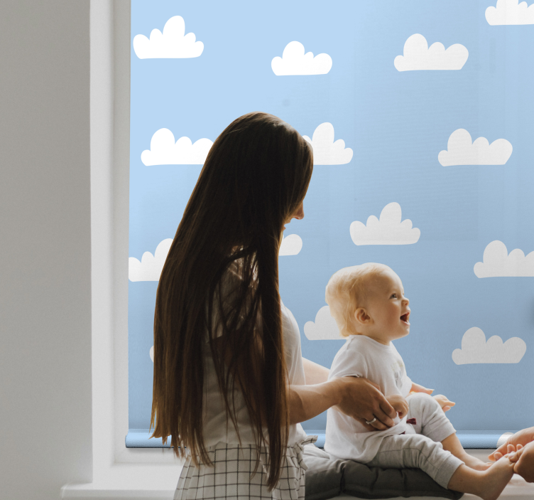 Store enrouleur pour chambre enfant motif de cumulus - TenStickers