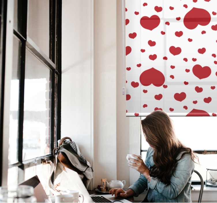 Store enrouleur romantique décor à motif de coeur - TenStickers
