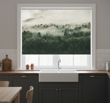 Store enrouleur cuisine forêt avec brouillard d'en haut - TenStickers