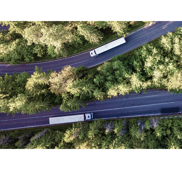 Tapisserie véhicule camions sur l'autoroute - TenStickers