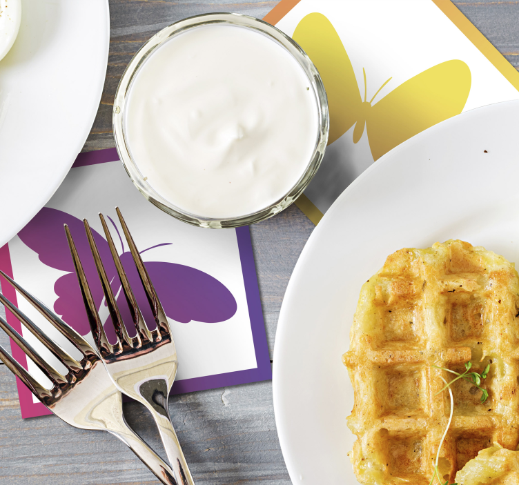 Dessous de verre moderne silhouettes de papillons colorés - TenStickers