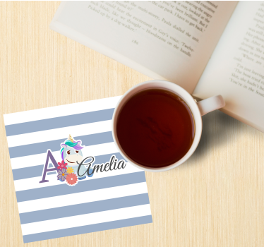 Dessous de verre personnalisable licorne et initiale florale - TenStickers