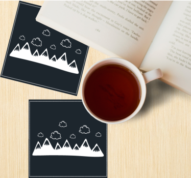 Dessous de verre silhouette de montagne avec nuages - TenStickers