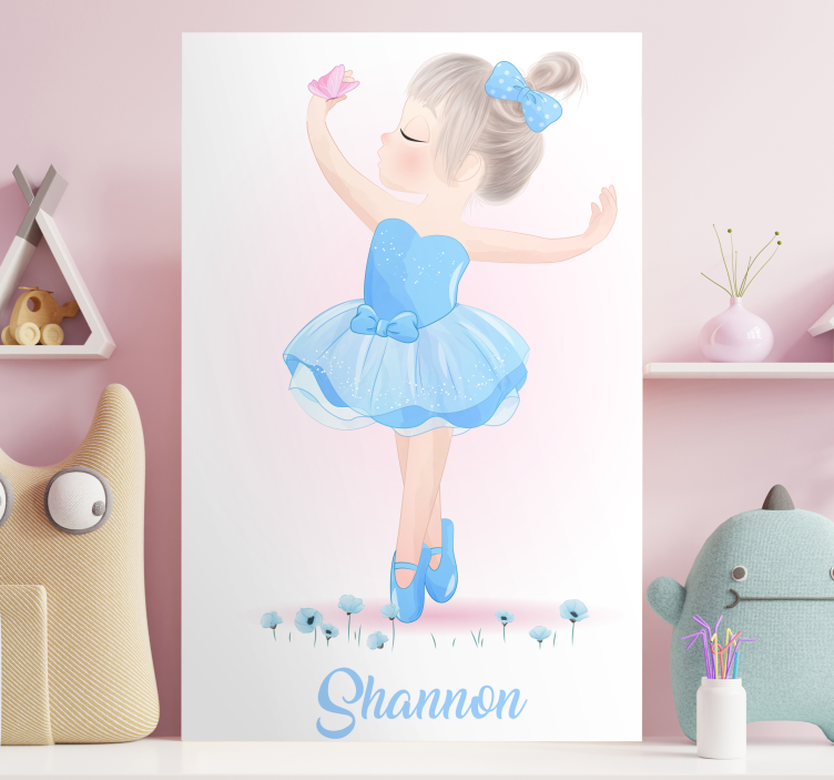 Tableau enfants fille dansante avec papillon - TenStickers