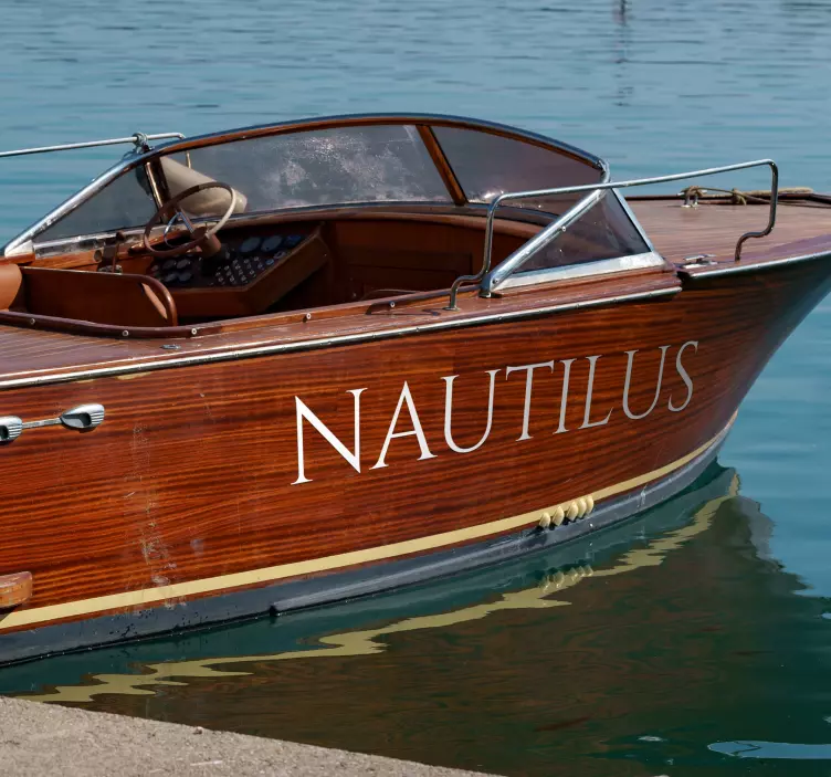 Sticker nom bateau personnalisé typo latine - TenStickers