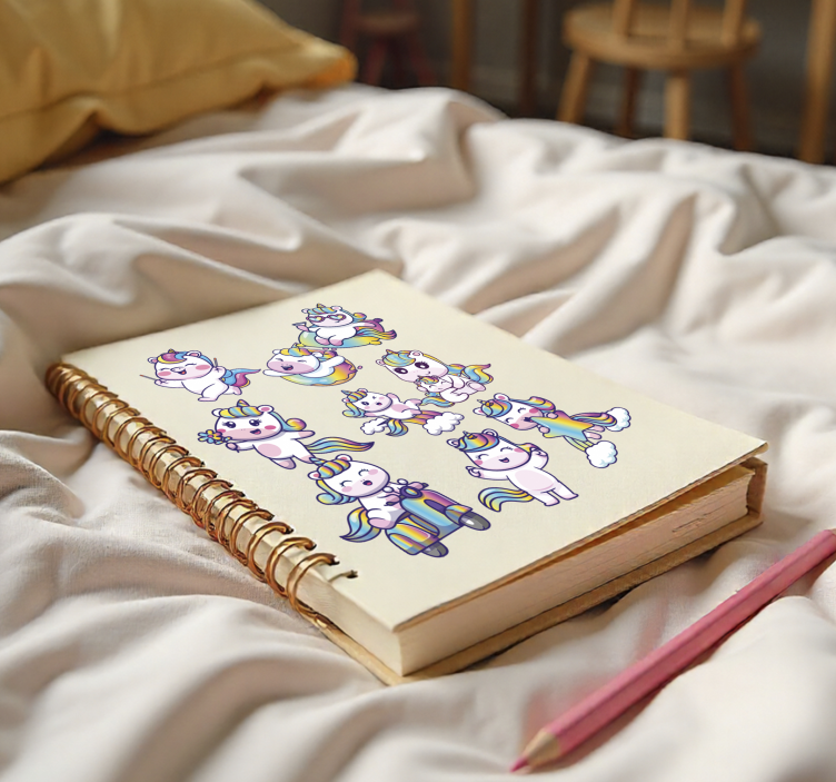 Sticker enfant ludique ensemble de conception de licorne - TenStickers