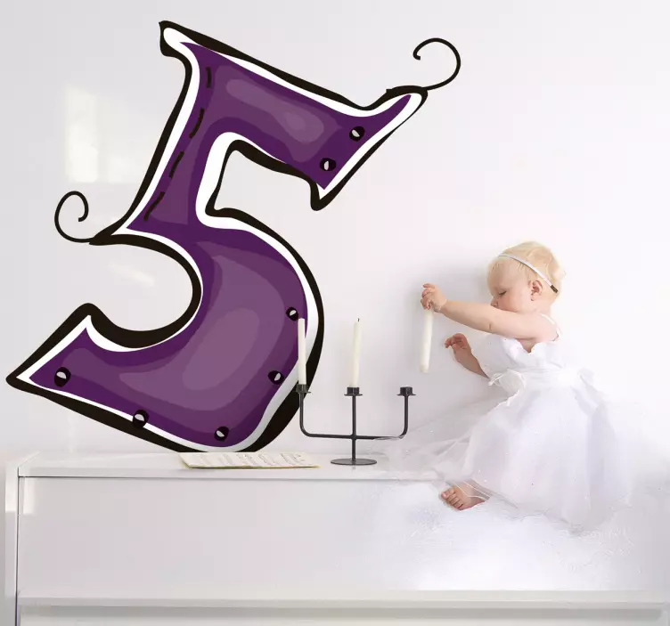 Sticker enfant dessin numero 5 - TenStickers
