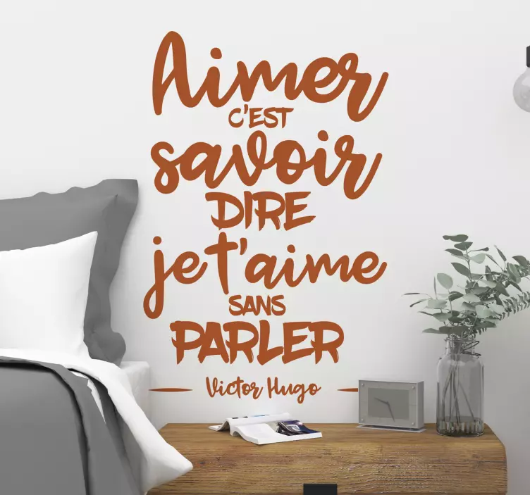 Sticker mural chambre citation Victor Hugo Aimer - TenStickers