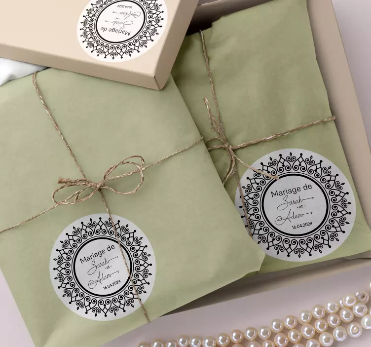 Sticker mariage mandala rond personnalisé - TenStickers