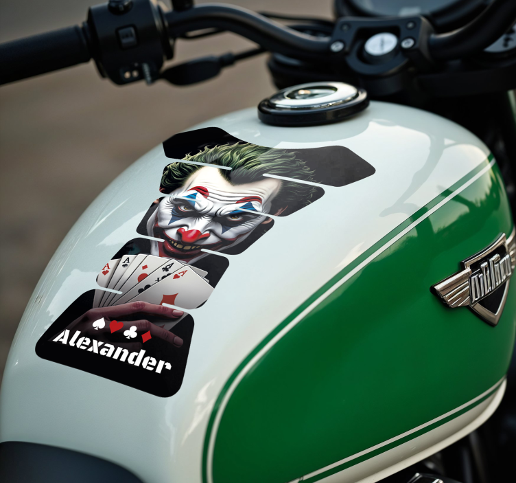 Sticker moto méchant avec des cartes de poker - TenStickers