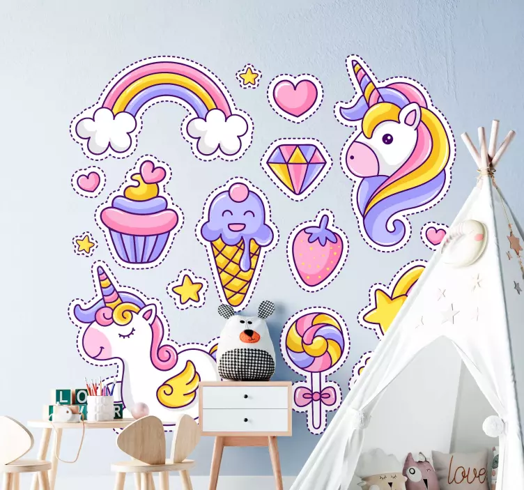 Sticker Cinéma Licorne avec arc en ciel et trucs - TenStickers