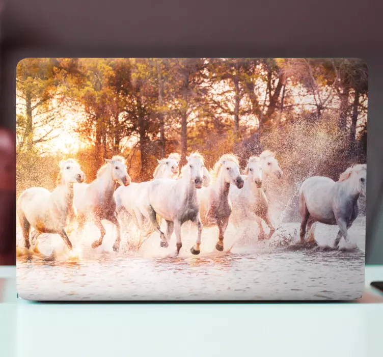 Sticker ordinateur portable chevaux blancs en course - TenStickers