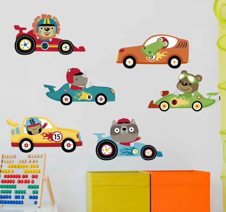 Sticker animaux sauvages voiture course enfant - TenStickers