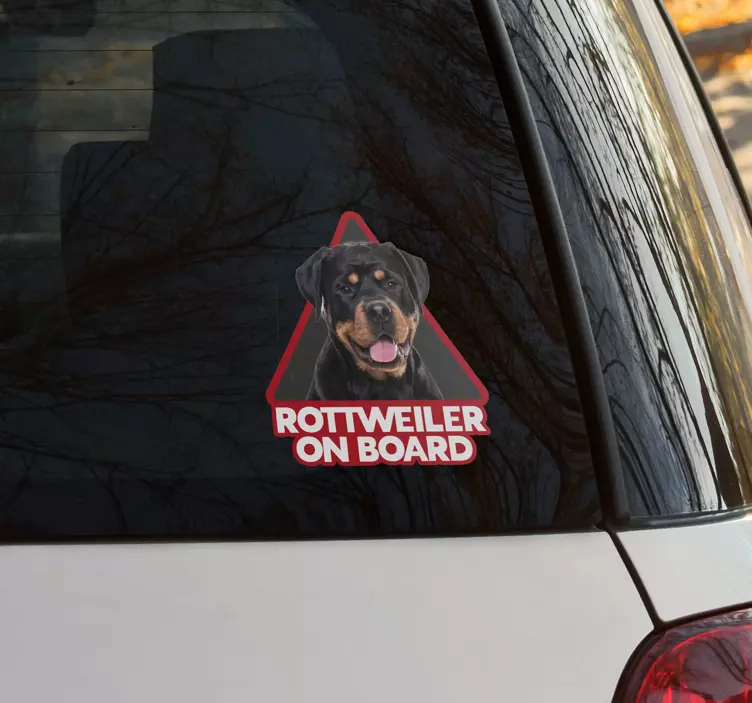 Sticker voiture Rottweiler à bord - TenStickers