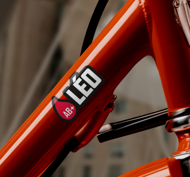 Sticker vélo drapeau avec nom groupe sanguin - TenStickers