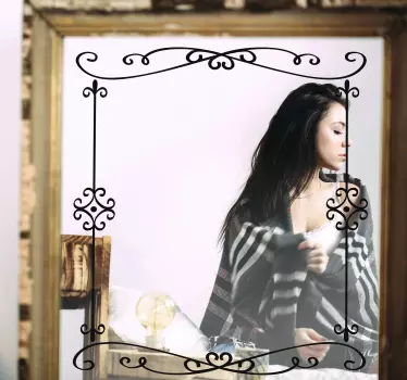 Autocollant mural ornemental miroir noir - TenStickers