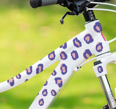 Sticker vélo léopard rose - TenStickers