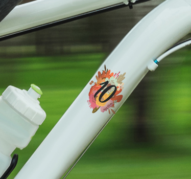 Autocollant Velo Nombre et fleur personnalisables - TenStickers