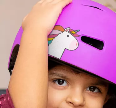 Sticker vélo petite licorne pour casque - TenStickers