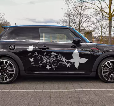 Sticker voiture dessin papillons et fleurs - TenStickers