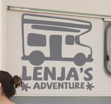 Autocollant camping car nom personnalisé et aventure - TenStickers