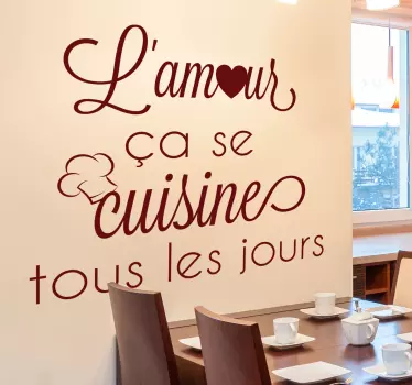 Sticker salle à manger "L'amour ça se cuisine" - TenStickers