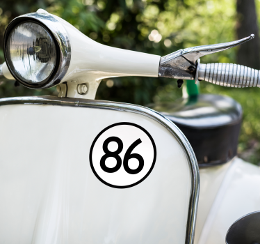 Sticker moto personnalisé numéro rond blanc et noir - TenStickers