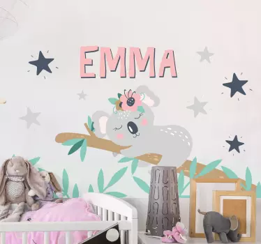 Sticker chambre bébé fille koala avec prénom - TenStickers