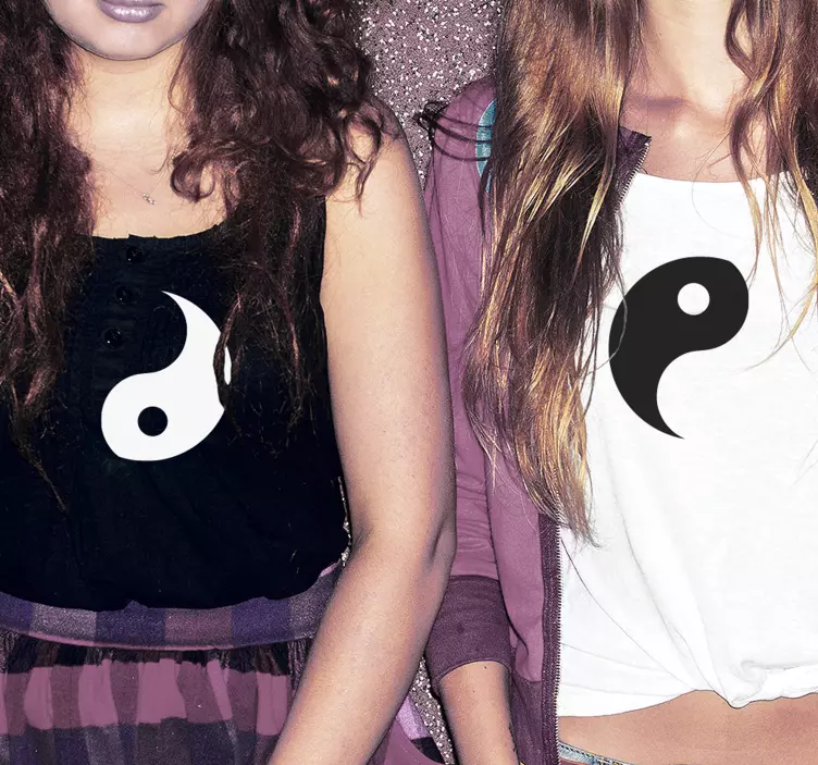 T shirt couple Yin et yang - TenStickers
